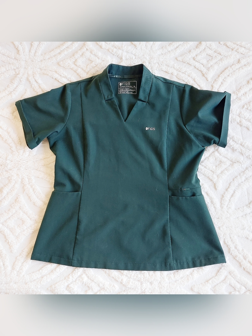Figs scrub top XL